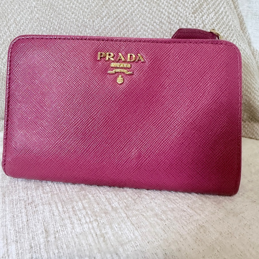 Prada Saffiano Leather Pink Zip Wallet – Gold Logo #27